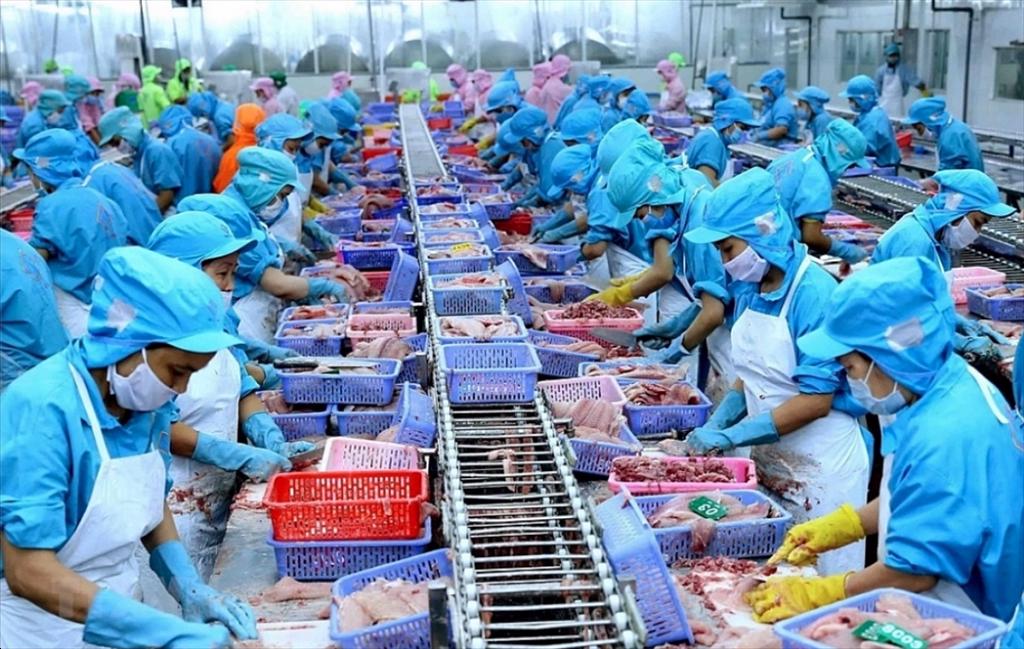 Mỹ Doanh số bán lẻ hải sản bị ảnh hưởng bởi lạm phát và lượng khách ghé thăm nhà hàng tăng
