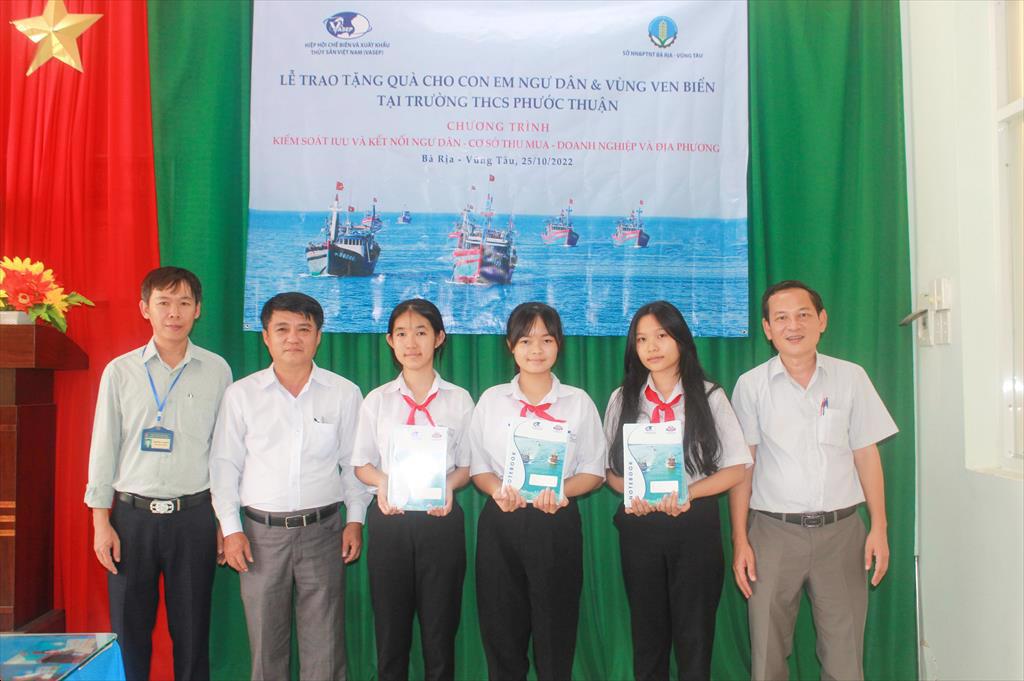 Tăng cường tuyên truyền sâu rộng về chống khai thác IUU