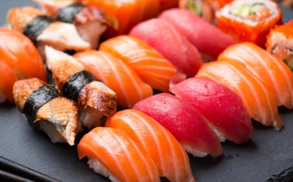 Nhà hàng Nhật Bản mua lại nhà cung cấp sushi Mỹ