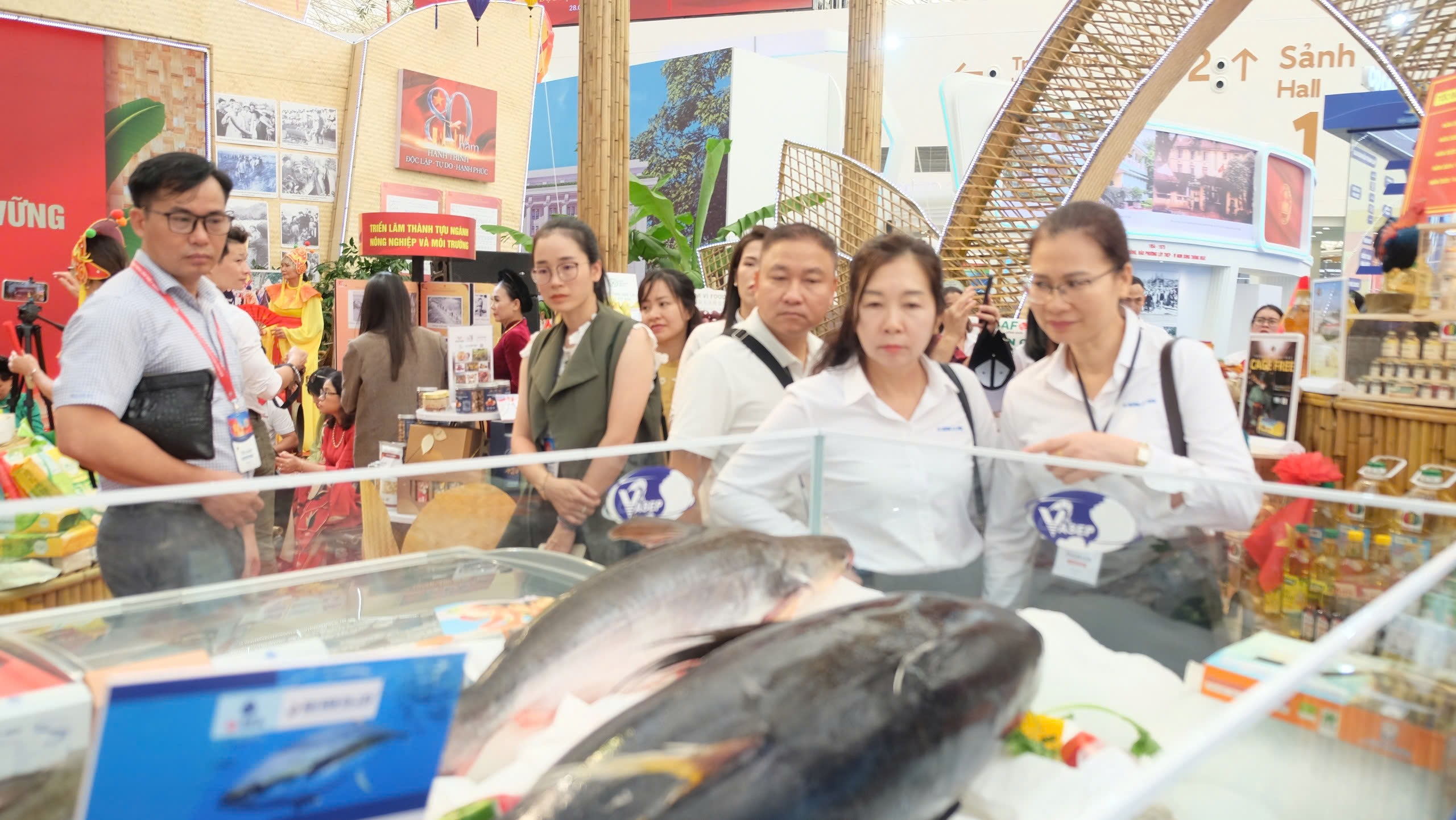 VASEP tham gia Triển lãm Thành tựu đất nước 80 năm với gian hàng thủy sản đặc sắc
